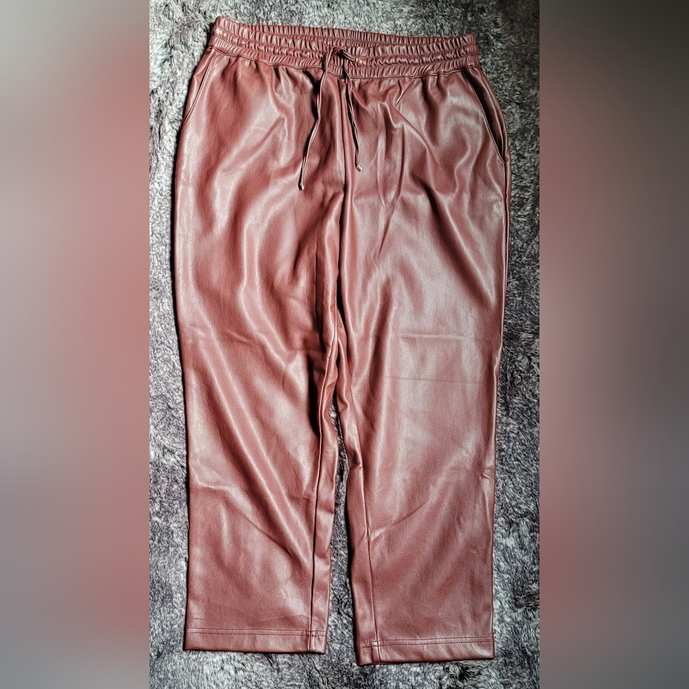 Marc New York - Eco leather capris - women🪻